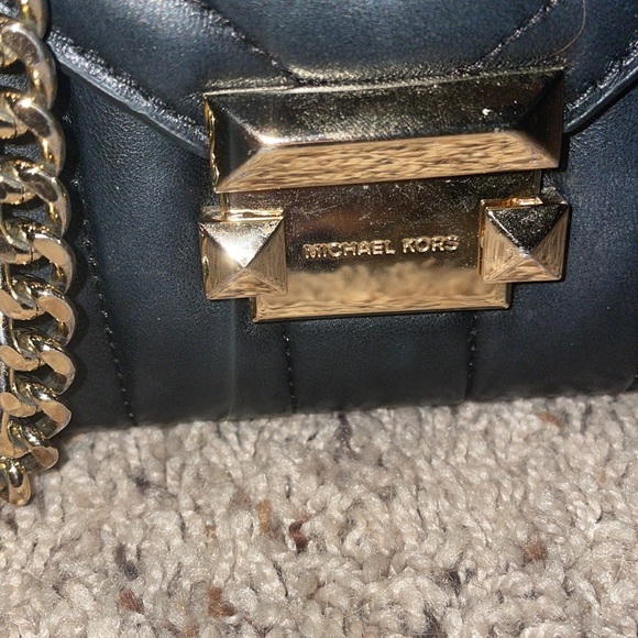 Michael Kors Whitney Leather Shoulder Bag - Picture 4 of 11